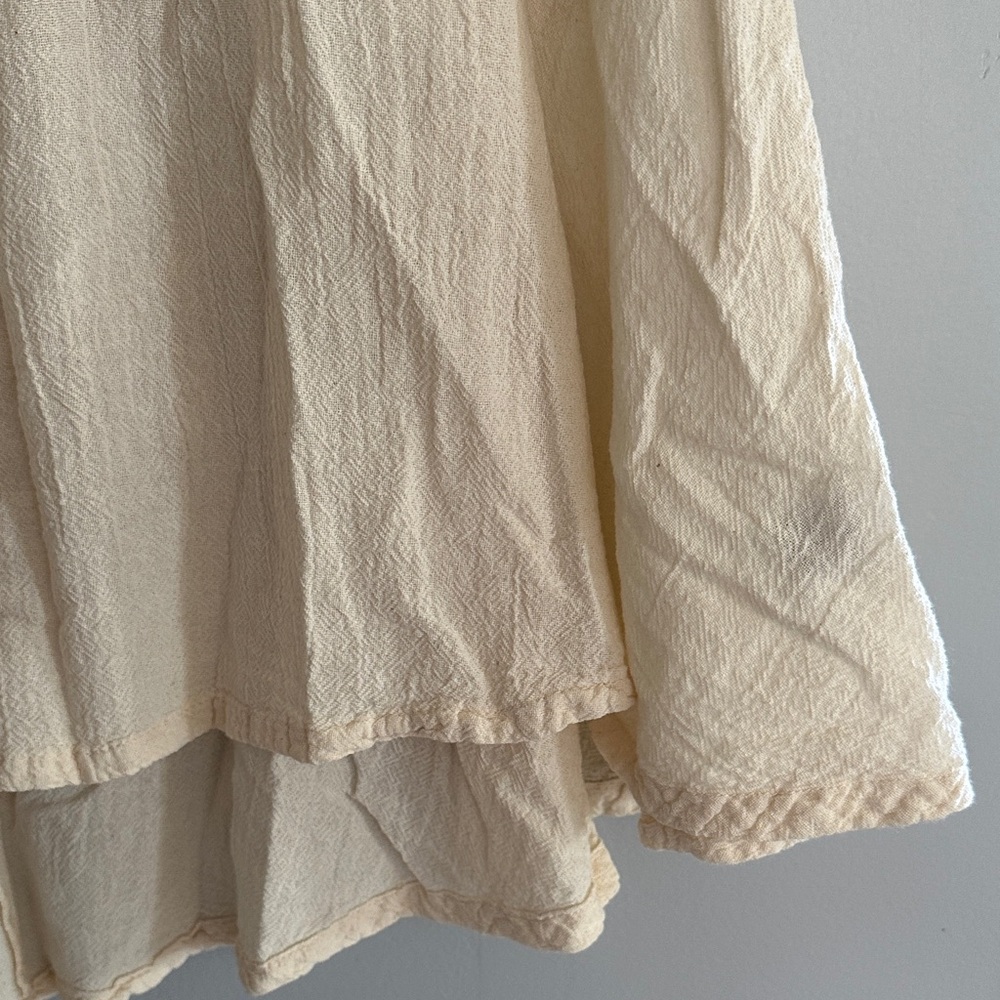 Oh My Gauze! Cream V-Neck Textured Tunic Top size 1 - Picture 7 of 13